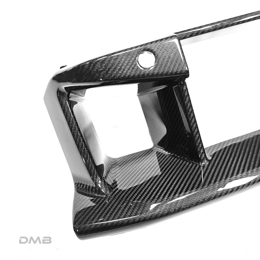 G87 M2 Carbon Fiber Front Center Vent